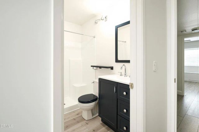 955 E 3rd 209, Long Beach, CA 90802