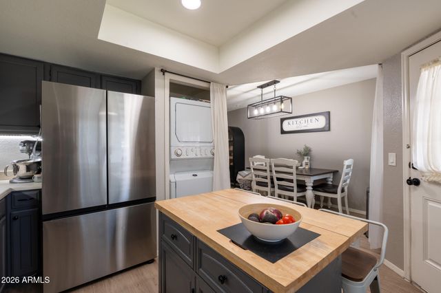 860 N MCQUEEN Road 1082, Chandler, AZ 85225
