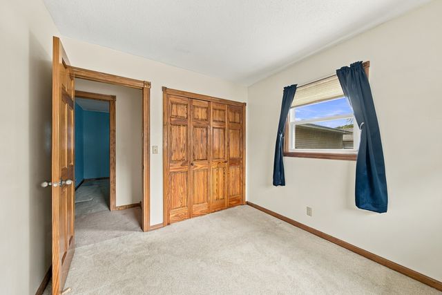 2730 N Gayman Avenue, Davenport, IA 52804