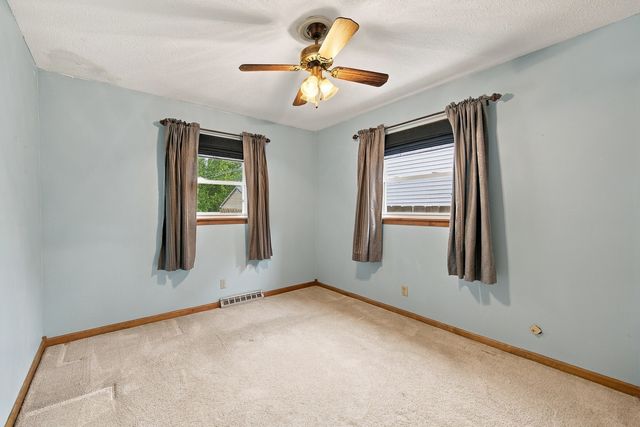 2730 N Gayman Avenue, Davenport, IA 52804