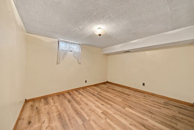 2730 N Gayman Avenue, Davenport, IA 52804