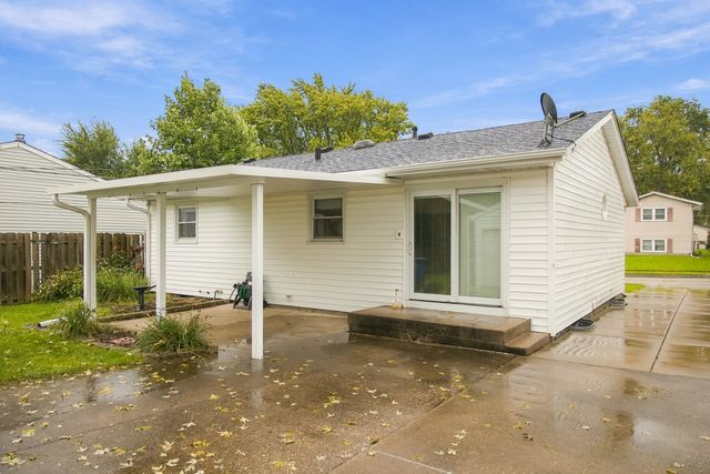 2730 N Gayman Avenue, Davenport, IA 52804