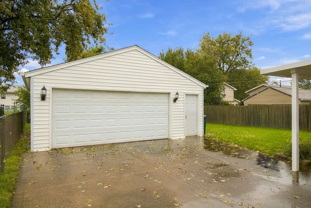 2730 N Gayman Avenue, Davenport, IA 52804