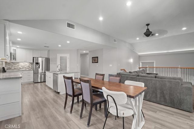 885 Masterson Drive, Thousand Oaks, CA 91360