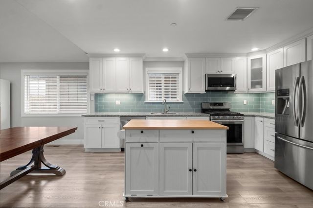 885 Masterson Drive, Thousand Oaks, CA 91360