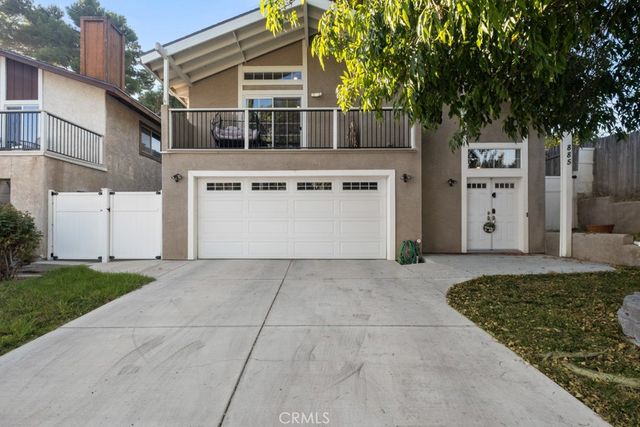 885 Masterson Drive, Thousand Oaks, CA 91360