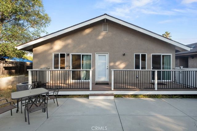 885 Masterson Drive, Thousand Oaks, CA 91360