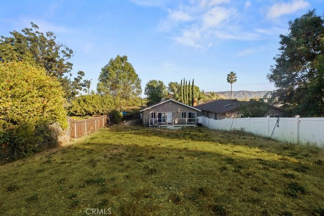 885 Masterson Drive, Thousand Oaks, CA 91360