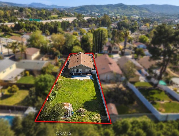 885 Masterson Drive, Thousand Oaks, CA 91360