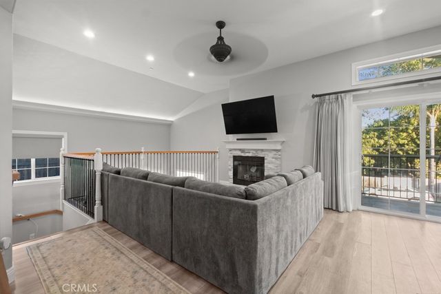 885 Masterson Drive, Thousand Oaks, CA 91360