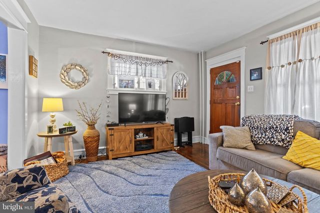 317 N LLANWELLYN AVE, Glenolden, PA 19036