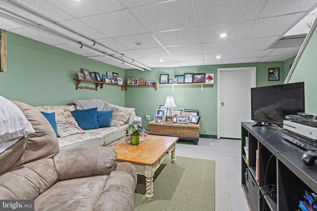 317 N LLANWELLYN AVE, Glenolden, PA 19036