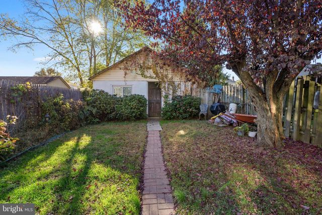 317 N LLANWELLYN AVE, Glenolden, PA 19036