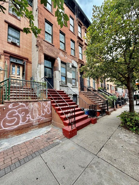 127 W 126th Street, New York (manhattan), NY 10027 — photo 2