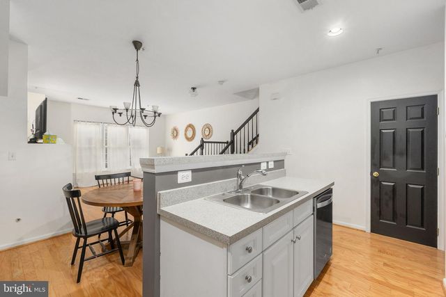 42245 BLACK ROCK TER, Aldie, VA 20105