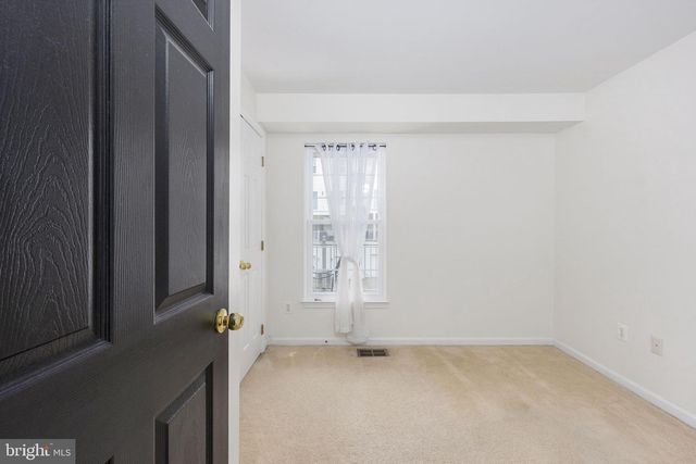42245 BLACK ROCK TER, Aldie, VA 20105