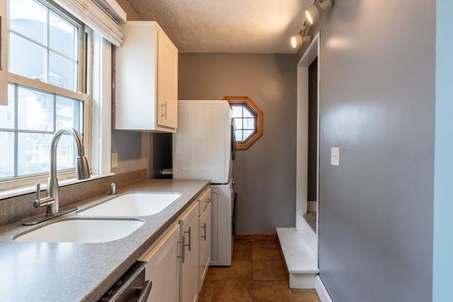 263 Jefferson Ave 263, Salem, MA 01970