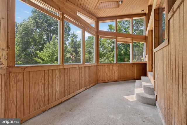 2963 ALBEMARLE ST NW, Washington, DC 20008