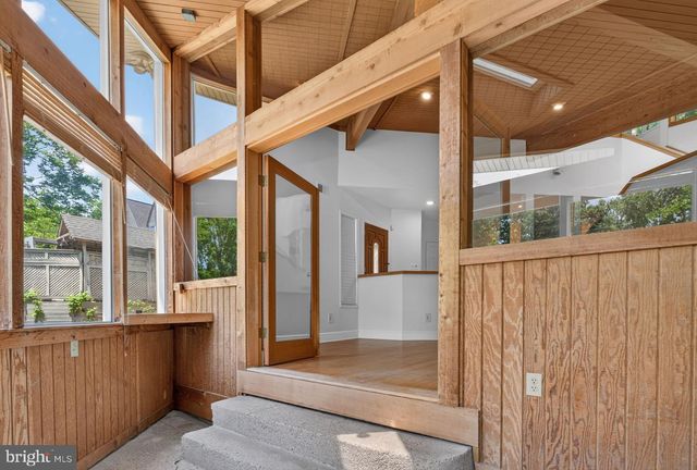 2963 ALBEMARLE ST NW, Washington, DC 20008