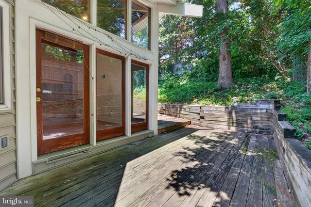 2963 ALBEMARLE ST NW, Washington, DC 20008