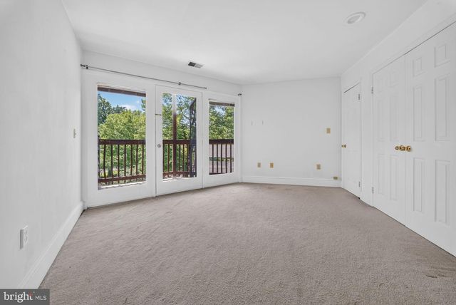 2963 ALBEMARLE ST NW, Washington, DC 20008