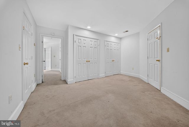 2963 ALBEMARLE ST NW, Washington, DC 20008