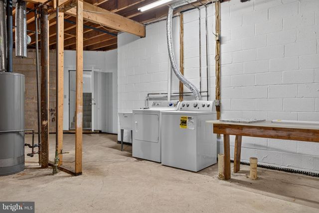 2963 ALBEMARLE ST NW, Washington, DC 20008
