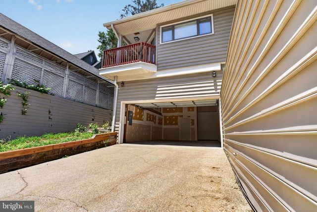 2963 ALBEMARLE ST NW, Washington, DC 20008