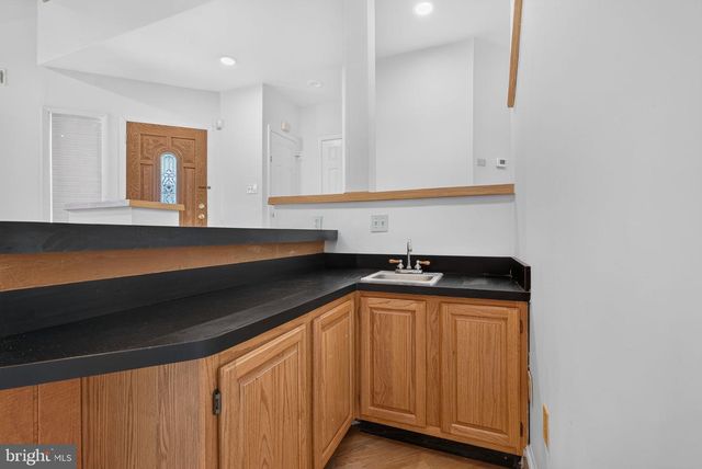 2963 ALBEMARLE ST NW, Washington, DC 20008