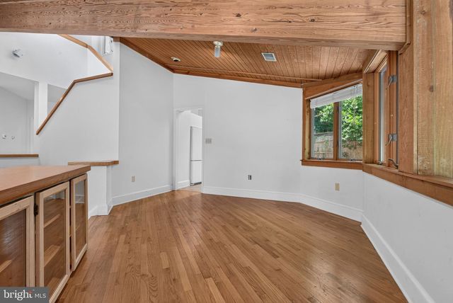 2963 ALBEMARLE ST NW, Washington, DC 20008