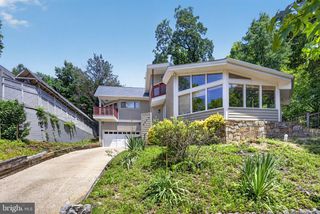2963 ALBEMARLE ST NW, Washington, DC 20008