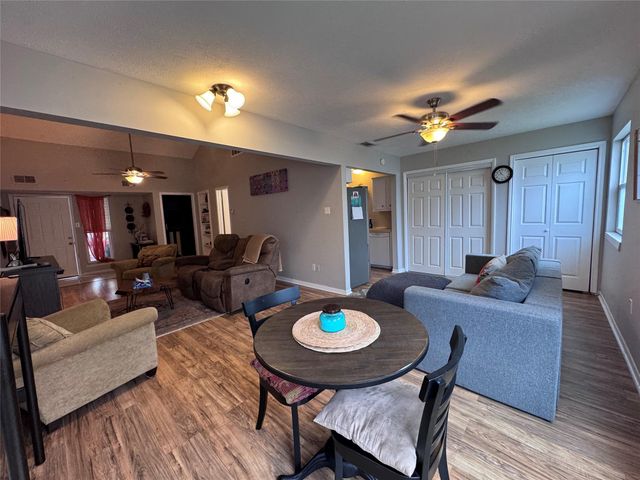 70 Westwood Drive W, Trinity, TX 75862