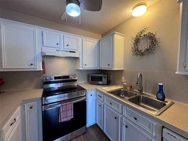 70 Westwood Drive W, Trinity, TX 75862