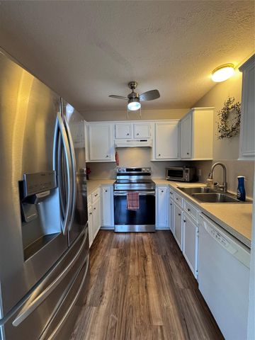 70 Westwood Drive W, Trinity, TX 75862