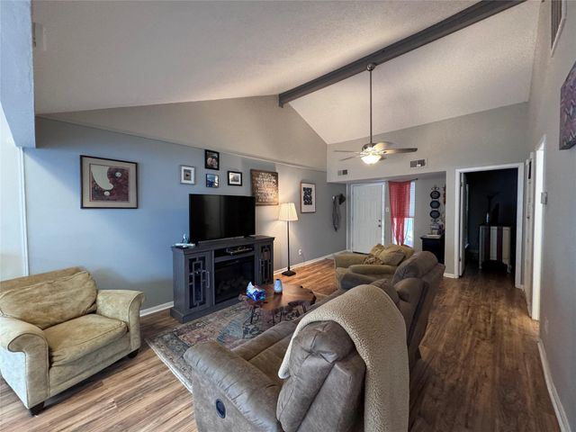 70 Westwood Drive W, Trinity, TX 75862