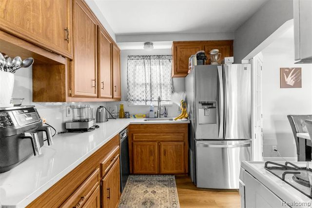 2011 Burger Street, Dearborn, MI 48128