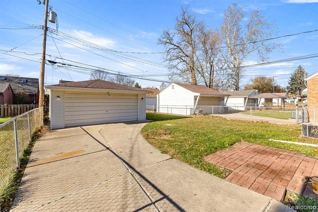 2011 Burger Street, Dearborn, MI 48128