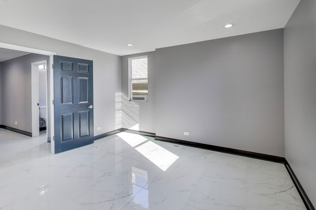 543 E 92nd Street, Chicago, IL 60619