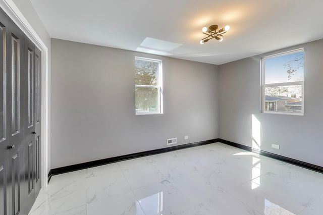 543 E 92nd Street, Chicago, IL 60619