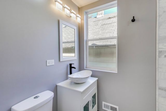 543 E 92nd Street, Chicago, IL 60619