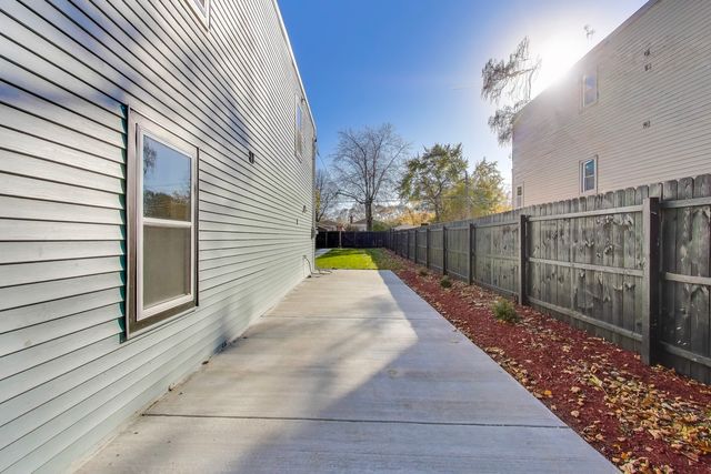 543 E 92nd Street, Chicago, IL 60619