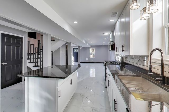 543 E 92nd Street, Chicago, IL 60619