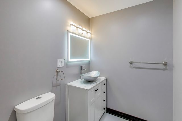 543 E 92nd Street, Chicago, IL 60619