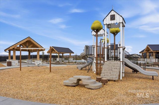 2336 N N Palaestra Ave, Eagle, ID 83616