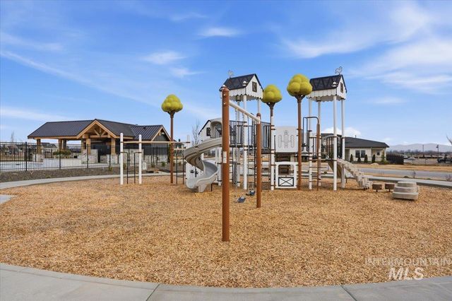 2336 N N Palaestra Ave, Eagle, ID 83616