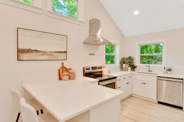 38 W 51st Street, Chattanooga, TN 37410