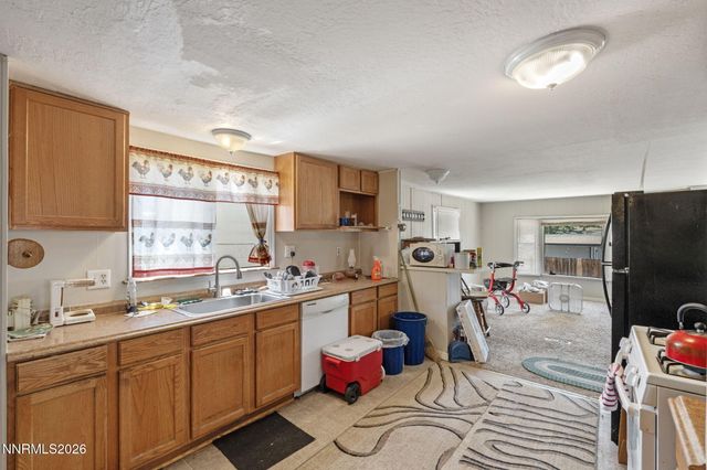 5385 Madeiros Drive, Sun Valley, NV 89433