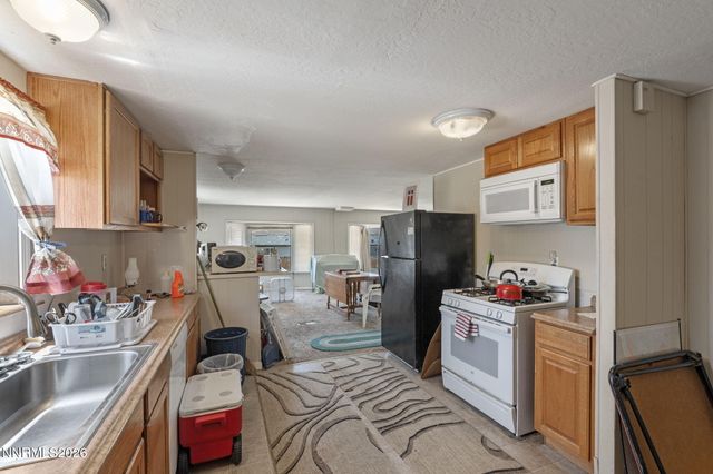 5385 Madeiros Drive, Sun Valley, NV 89433