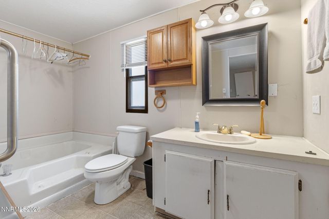 5385 Madeiros Drive, Sun Valley, NV 89433