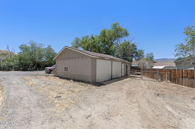 5385 Madeiros Drive, Sun Valley, NV 89433